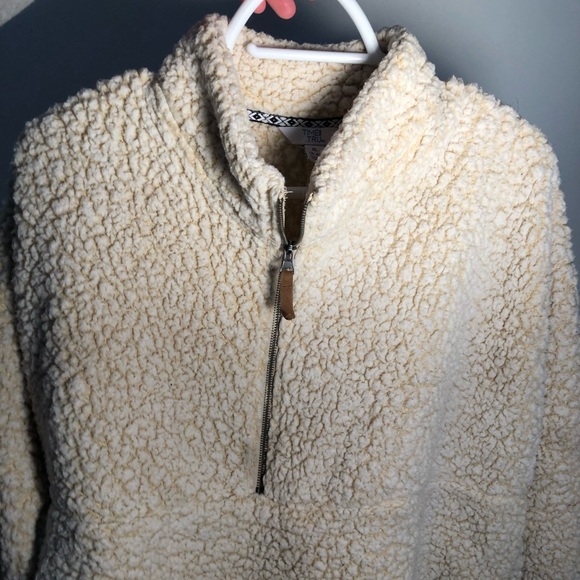 Half zip cream Sherpa !! Great condition  !! - Picture 2 of 4
